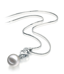 8-9mm AA Quality Japanese Akoya Cultured Pearl Pendant in Naomi White