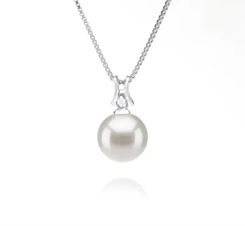 9-10mm AAAA Quality Freshwater Cultured Pearl Pendant in Lauren White